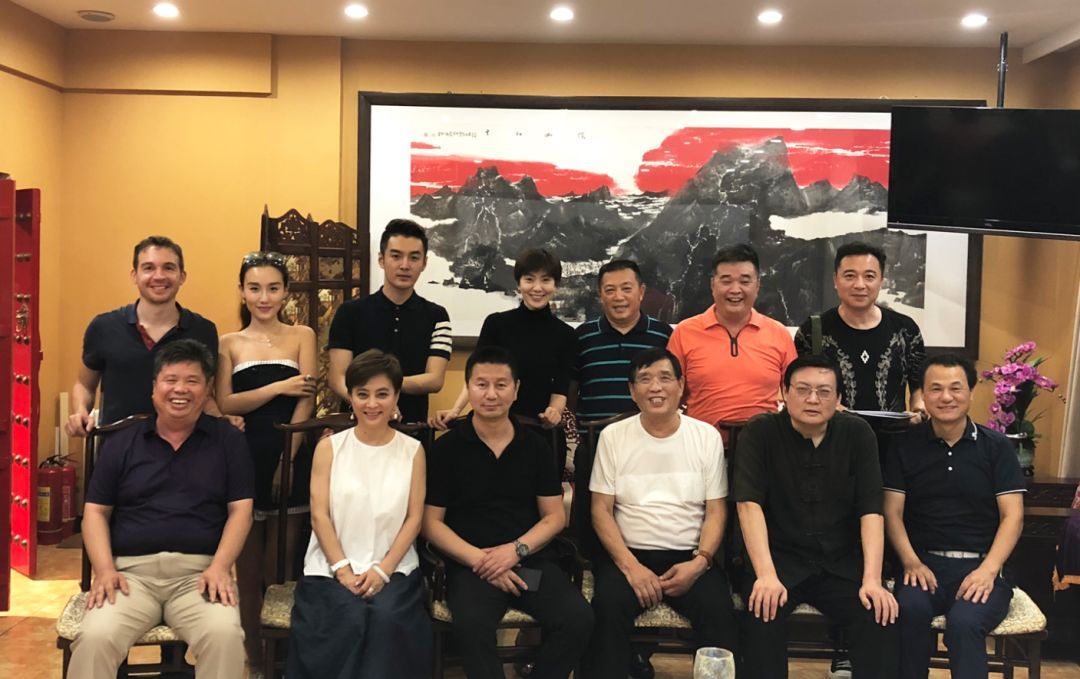 為何演藝界眾星云集國投盛世？神奇沸石告訴你-國投盛世