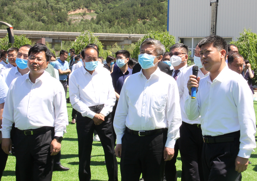 承德市市委書記董曉宇率市重點項目百人觀摩團蒞臨國投盛世觀摩考察