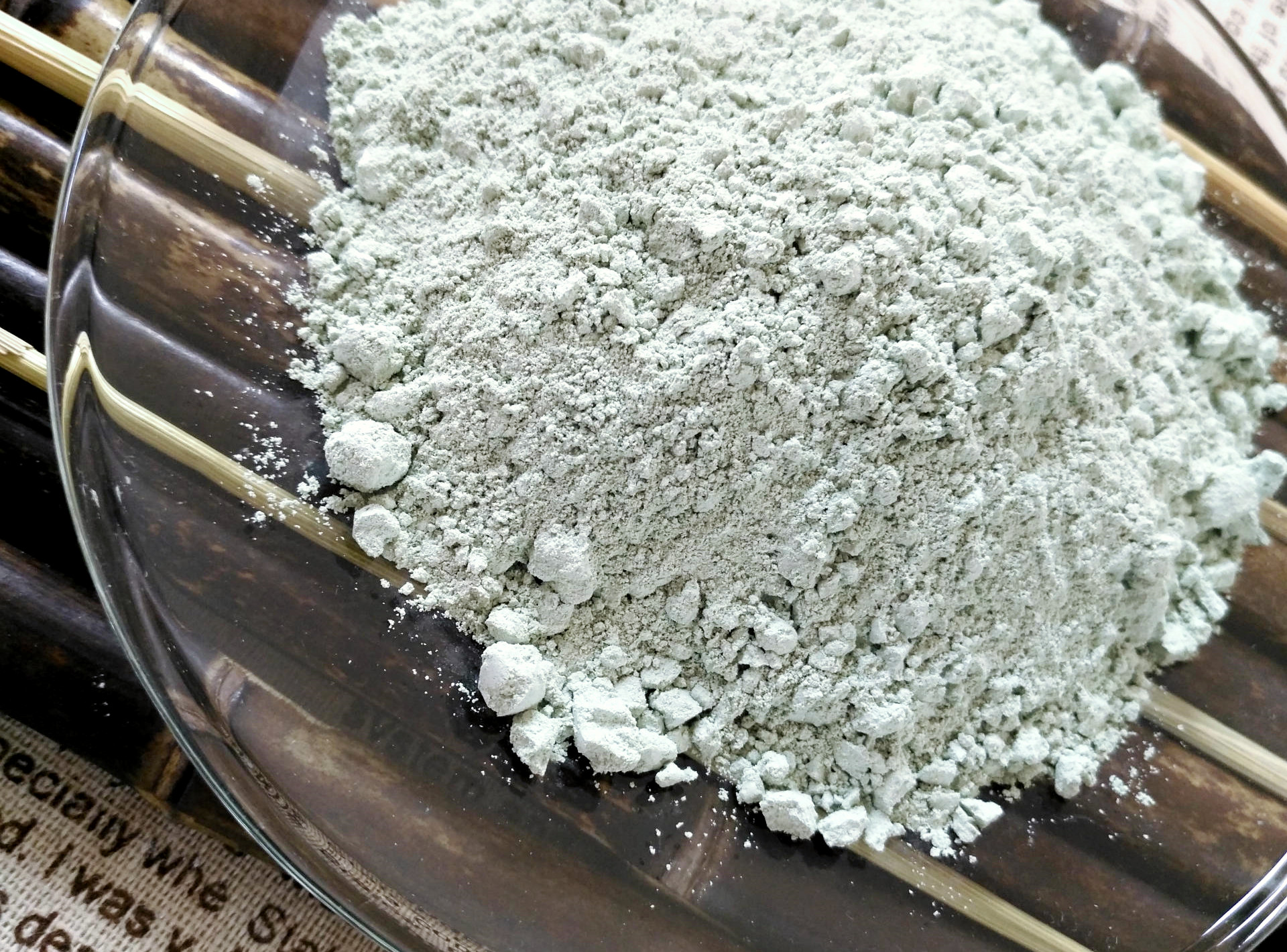 沸石能夠作為家用除臭劑