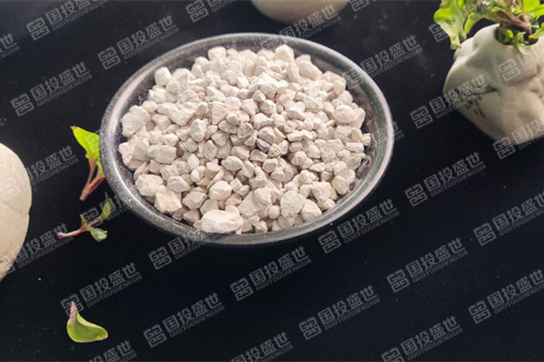 用天然沸石做的貓砂有什么優(yōu)勢？