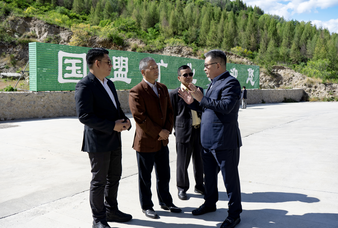 泰國百年皇室企業(yè)SCG集團蒞臨國投盛世沸石產(chǎn)業(yè)基地考察洽談合作-國投盛世
