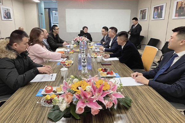 阿布扎比資本集團(tuán)CEO阿布巴卡先生一行到訪國(guó)投盛世集團(tuán)參觀考察