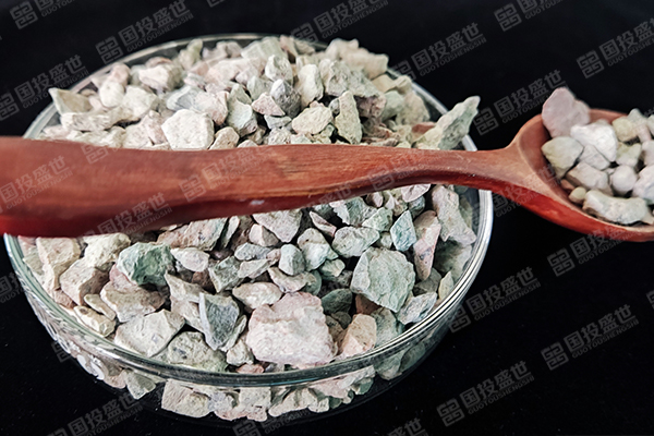 為何沸石在新能源汽車中的應(yīng)用？
